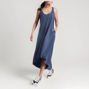 Athleta Presidio Tank Dress M High-Low Hem Scoop Neck Racerback Pockets Stretch